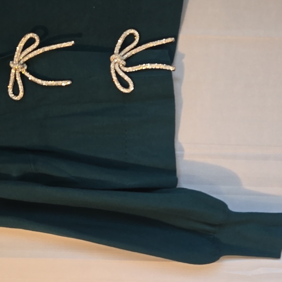 Express Dark Green Rhinestone Bow Cardigan Size Large NWT - Picture 2 of 9